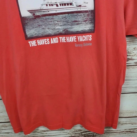 Tommy Bahama Mens 2XL Crew Neck Graphic Tee T-Shirt Two Types of People Yachts - Picture 9 of 9